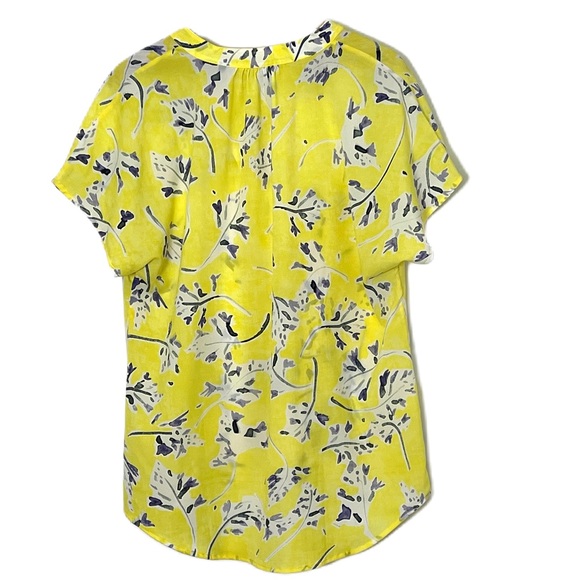 CAbi Stevie short sleeve bright flowy floral spring/summer blouse/top size M - Picture 3 of 11